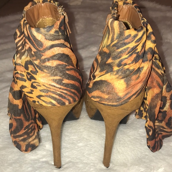 Wild Rose Suede Stiletto Ankle Boots - Picture 3 of 5